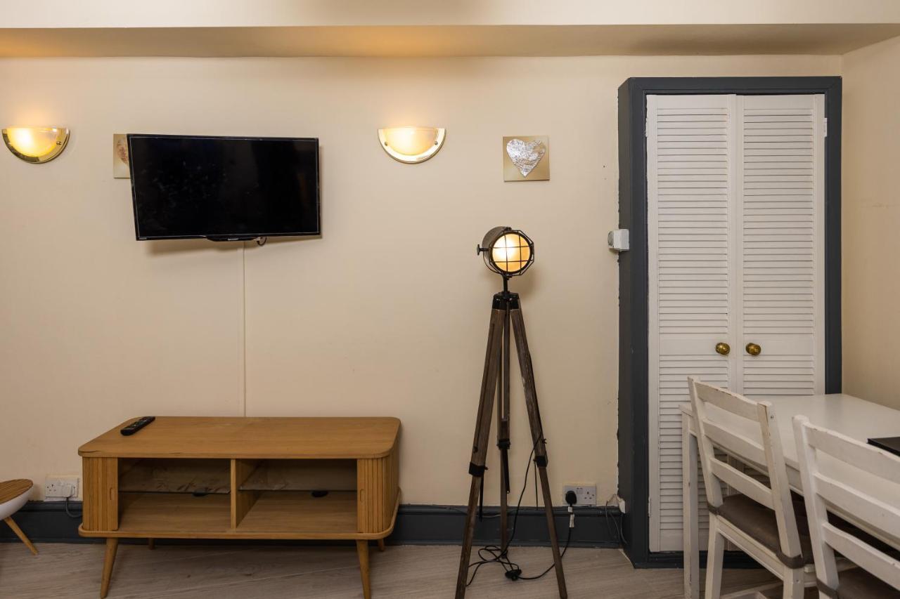 Warm&Welcoming City Centre Apartment By Meadows 3 爱丁堡 外观 照片
