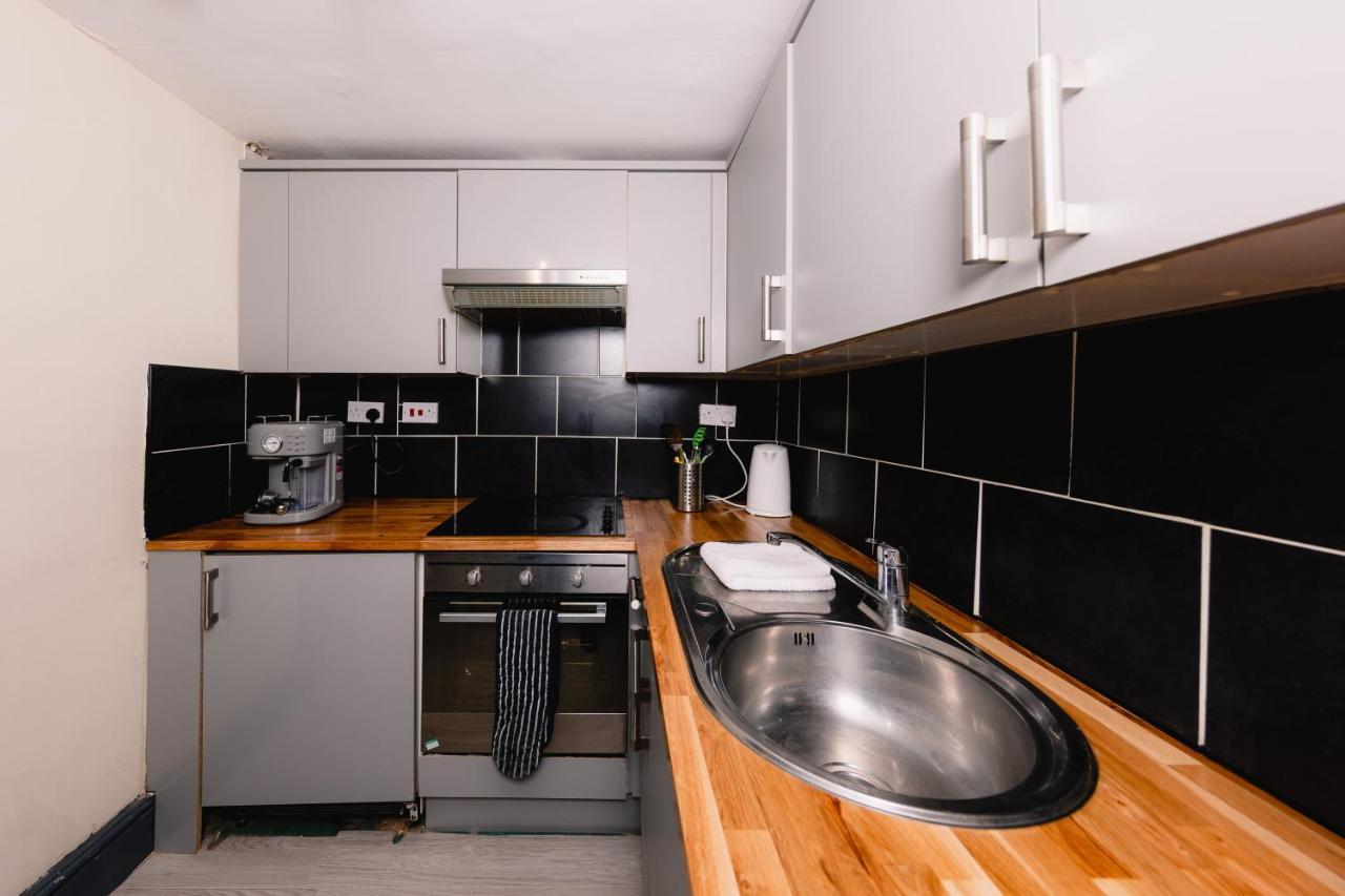 Warm&Welcoming City Centre Apartment By Meadows 3 爱丁堡 外观 照片